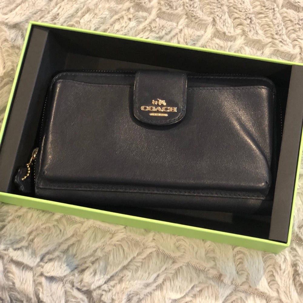 NWT coach wristlet